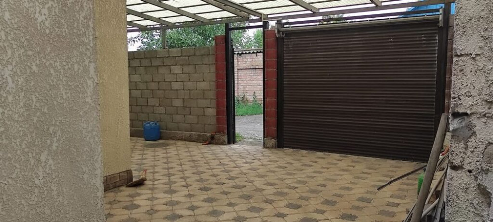 Дом, 966 м², 3 комнаты, Собственник, Евроремонт Bishkek - photo 1