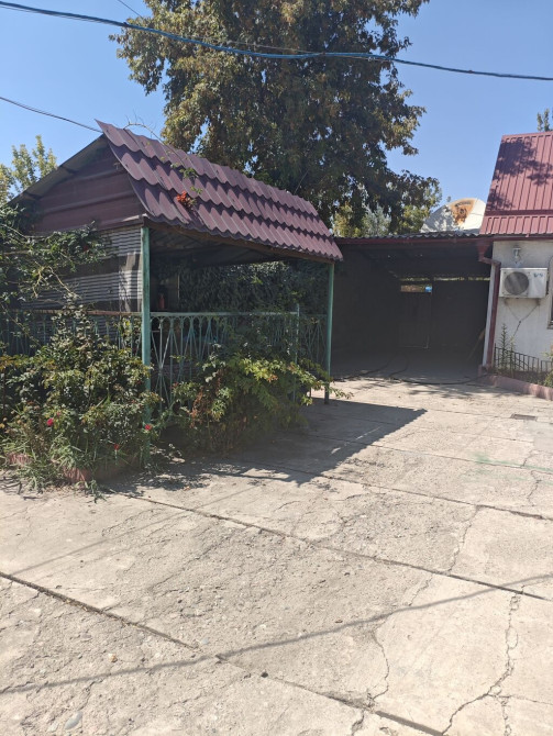 Дом, 60 м², 3 комнаты, Собственник, Косметический ремонт Бишкек - сүрөт 1