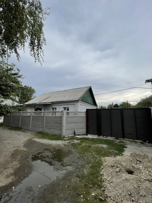 Дом, 72 м², 3 комнаты, Риэлтор, Косметический ремонт Bishkek - photo 1