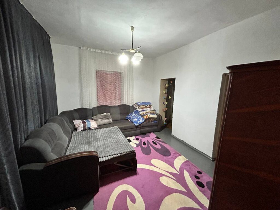 Дом, 90 м², 3 комнаты, Собственник, Старый ремонт Bishkek - photo 1