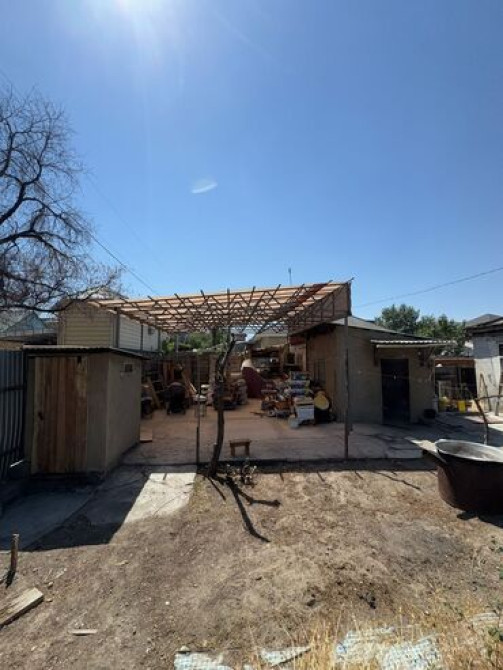 Дом, 60 м², 3 комнаты, Агентство недвижимости, Старый ремонт Bishkek - photo 3