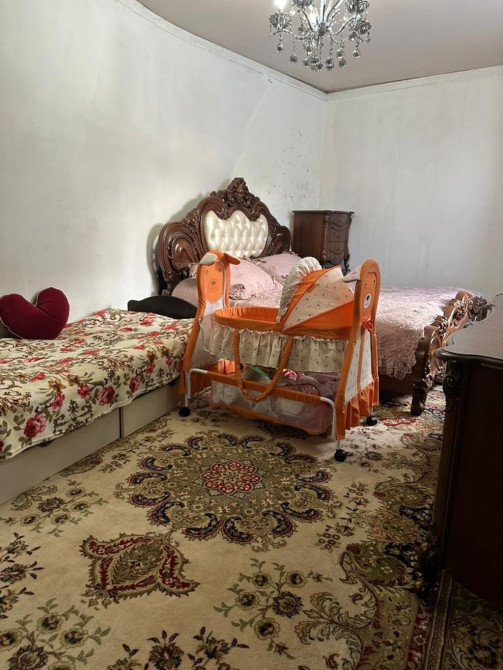 Полдома, 65 м², 3 комнаты, Собственник, Косметический ремонт Bishkek - photo 1