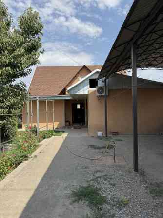 Дом, 140 м², 4 комнаты, Собственник, Косметический ремонт Бишкек