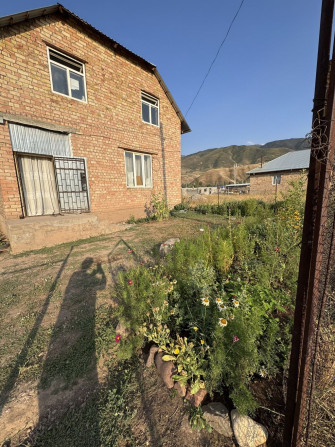 Дом, 120 м², 4 комнаты, Агентство недвижимости, Косметический ремонт Bishkek - photo 1