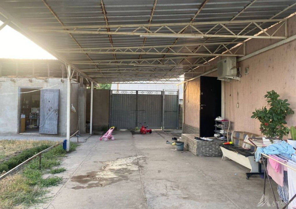 Дом, 100 м², 4 комнаты, Агентство недвижимости, Евроремонт Бишкек - сүрөт 1