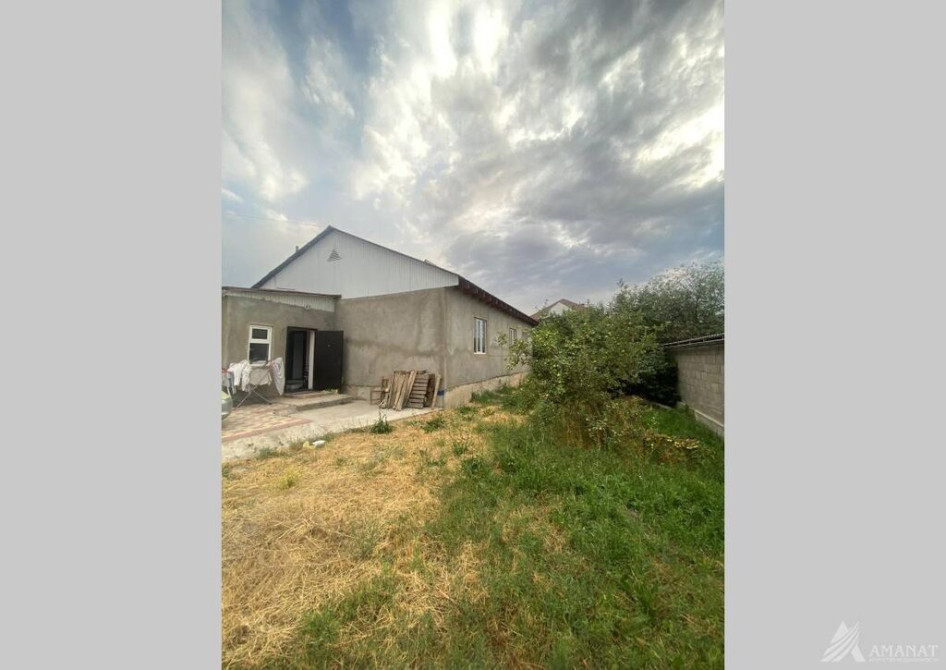 Дом, 150 м², 4 комнаты, Агентство недвижимости, Косметический ремонт Бишкек - сүрөт 1