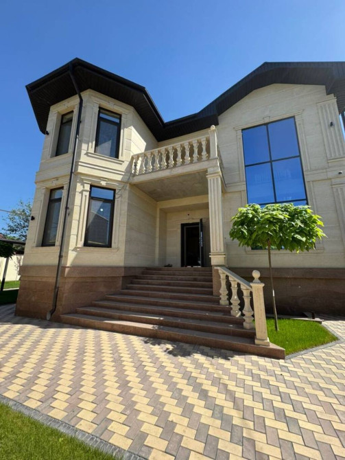 Дом, 335 м², 4 комнаты, Агентство недвижимости, Евроремонт Бишкек - сүрөт 1