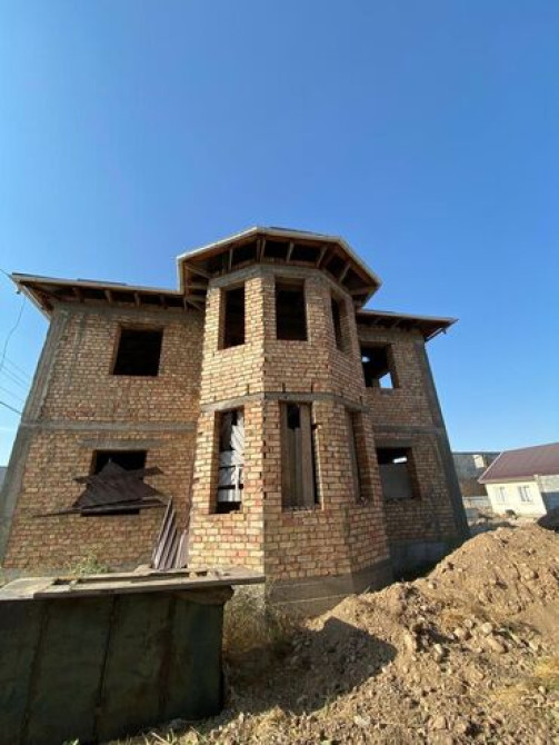 Дом, 180 м², 4 комнаты, Собственник, ПСО (под самоотделку) Бишкек - изображение 2