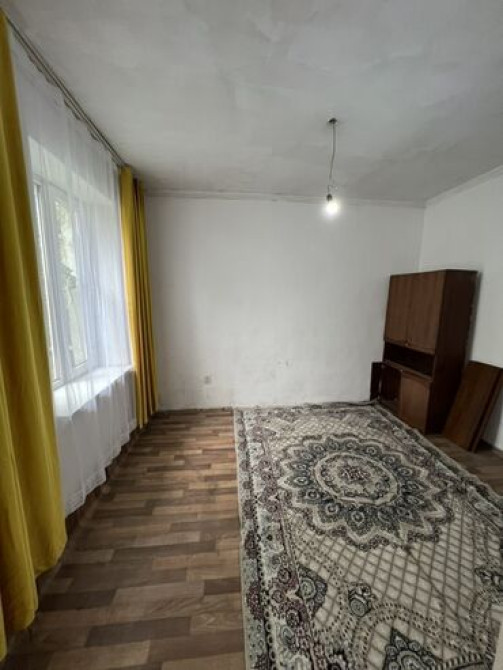 Полдома, 26 м², 2 комнаты, Агентство недвижимости, Старый ремонт Бишкек - сүрөт 2