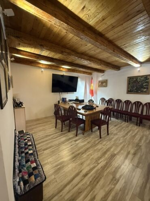 Дом, 60 м², 2 комнаты, Собственник Бишкек - изображение 1