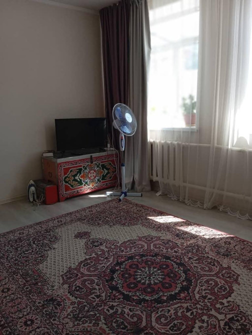Полдома, 55 м², 2 комнаты, Агентство недвижимости, Косметический ремонт Бишкек - изображение 1