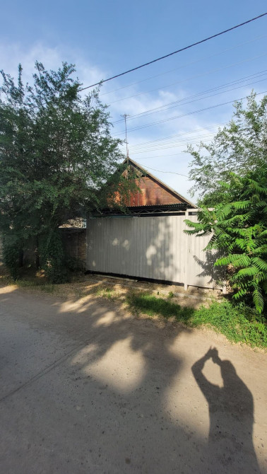 Дом, 62 м², 2 комнаты, Агентство недвижимости, Косметический ремонт Бишкек - изображение 1