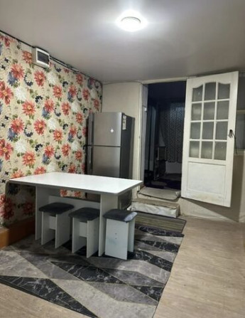Времянка, 220 м², 2 комнаты, Агентство недвижимости, Старый ремонт Bishkek - photo 6