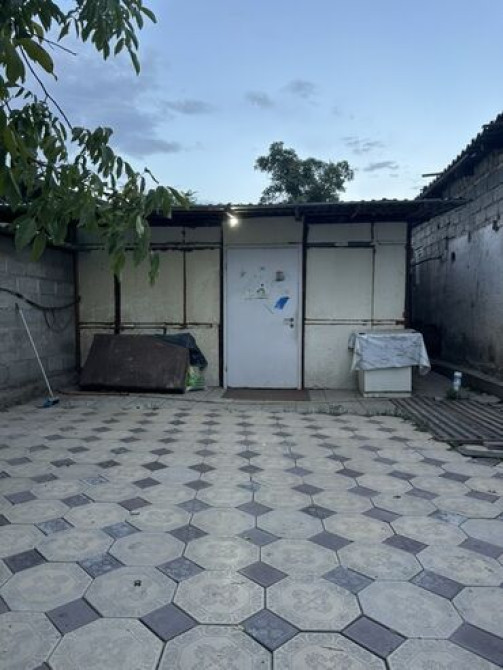 Времянка, 30 м², 2 комнаты, Собственник, Старый ремонт Bishkek - photo 6