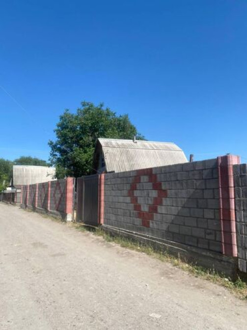 Дом, 35 м², 2 комнаты, Собственник Бишкек - изображение 2