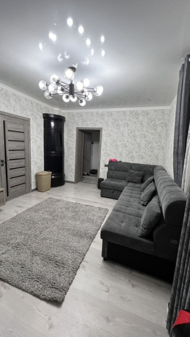 Дом, 54 м², 2 комнаты, Собственник Бишкек - изображение 1