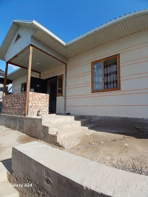 Времянка, 31 м², 2 комнаты, Риэлтор, Косметический ремонт Bishkek - photo 1