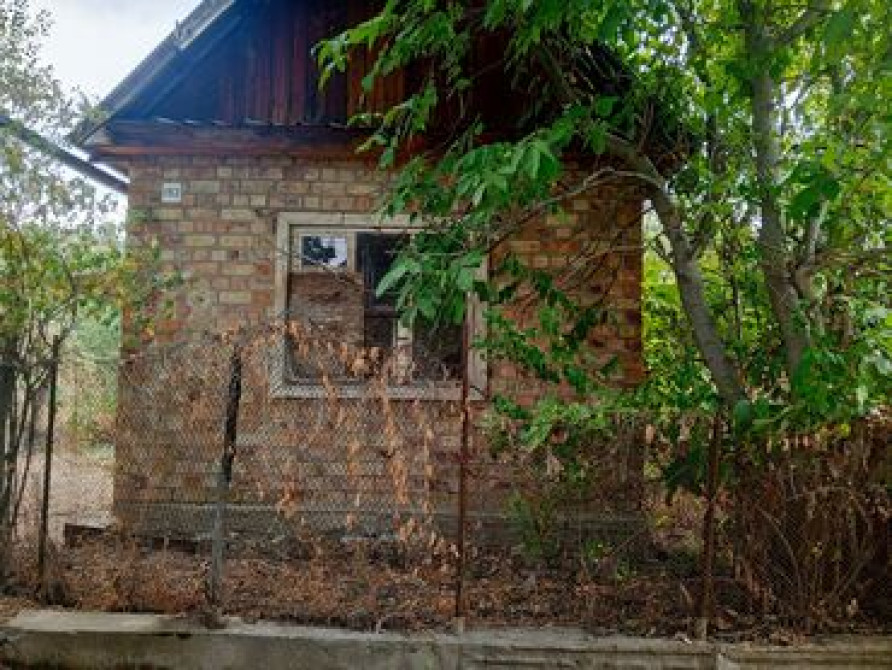 Дача, 45 м², 2 комнаты, Собственник, Старый ремонт Бишкек - изображение 1