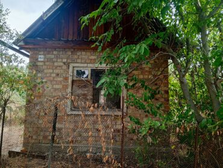 Дача, 45 м², 2 комнаты, Собственник, Старый ремонт Бишкек - изображение 2