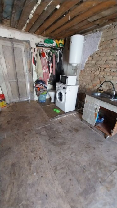 Дом, 57 м², 2 комнаты, Риэлтор, Старый ремонт Bishkek - photo 6