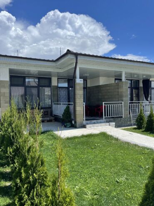 Коттедж, 50 м², 2 комнаты, Собственник, Евроремонт Бишкек - изображение 1