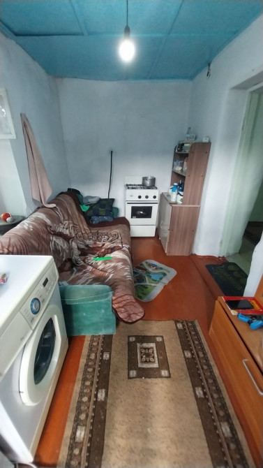 Полдома, 33 м², 2 комнаты, Риэлтор, Старый ремонт Бишкек - сүрөт 1