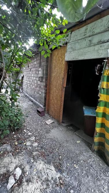 Времянка, 35 м², 2 комнаты, Риэлтор, Старый ремонт Бишкек - изображение 2