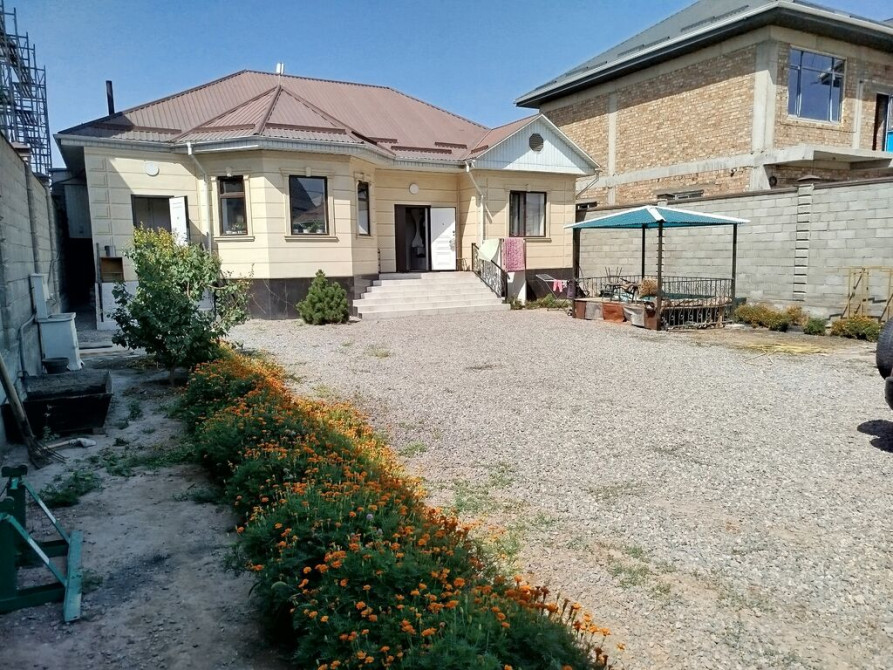 Дом, 140 м², 5 комнат, Собственник, Дизайнерский ремонт Бишкек - изображение 1