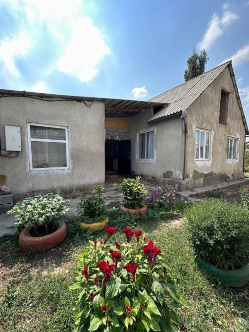 Дом, 72 м², 5 комнат, Агентство недвижимости, Косметический ремонт Бишкек - сүрөт 1