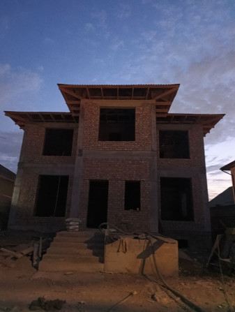 Дом, 150 м², 5 комнат, Собственник, ПСО (под самоотделку) Бишкек - сүрөт 1