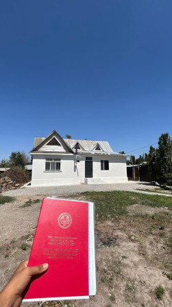 Дом, 100 м², 5 комнат, Собственник, Косметический ремонт Бишкек - сүрөт 1