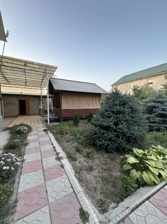 Дом, 200 м², 5 комнат, Агентство недвижимости Bishkek - photo 1