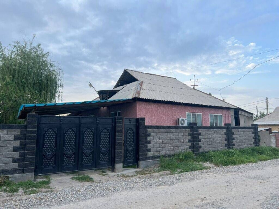 Дом, 100 м², 5 комнат, Агентство недвижимости, Евроремонт Бишкек - сүрөт 1