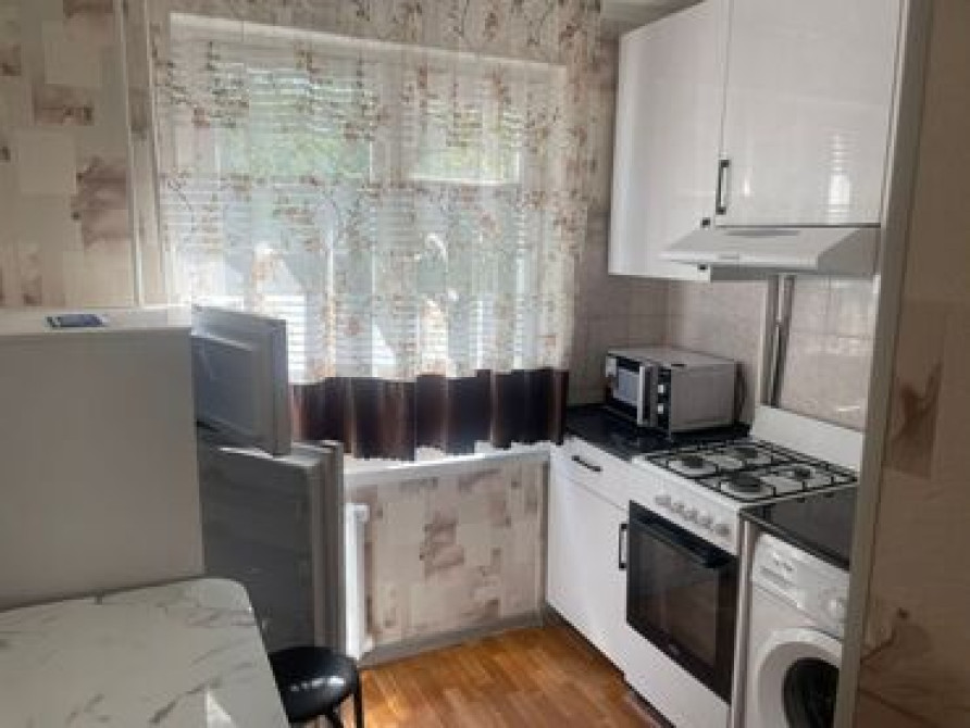 2 комнаты, 46 м², 104 серия, 3 этаж, Косметический ремонт Бишкек - изображение 3