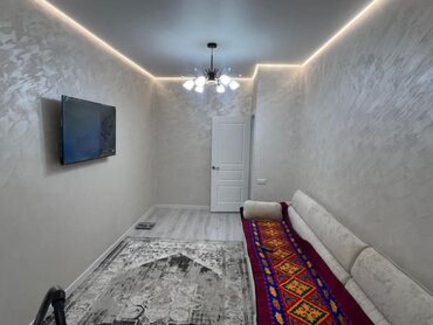 1 комната, 40 м², Элитка, 1 этаж, Евроремонт Бишкек - сүрөт 4