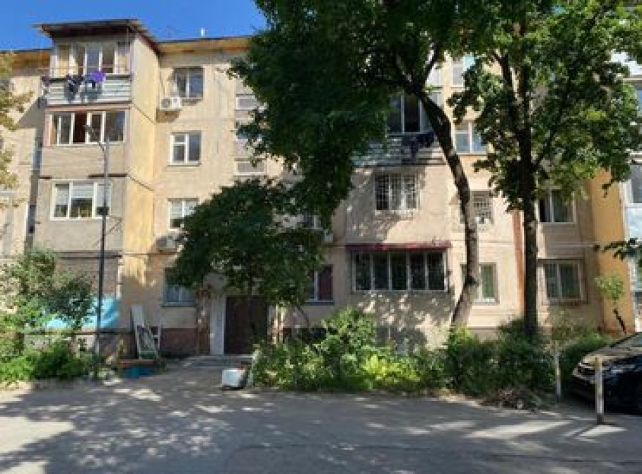 2 комнаты, 43 м², 104 серия, 3 этаж, Дизайнерский ремонт Бишкек - изображение 1