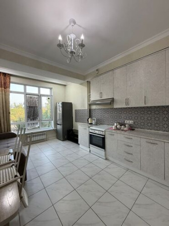 1 комната, 52 м², Элитка, 5 этаж, Евроремонт Бишкек - сүрөт 1