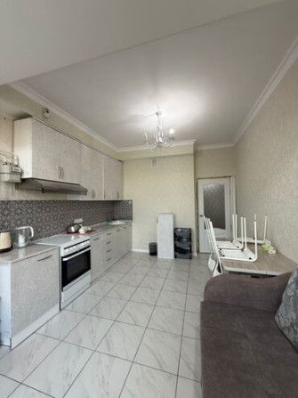 1 комната, 52 м², Элитка, 5 этаж, Евроремонт Бишкек - сүрөт 4