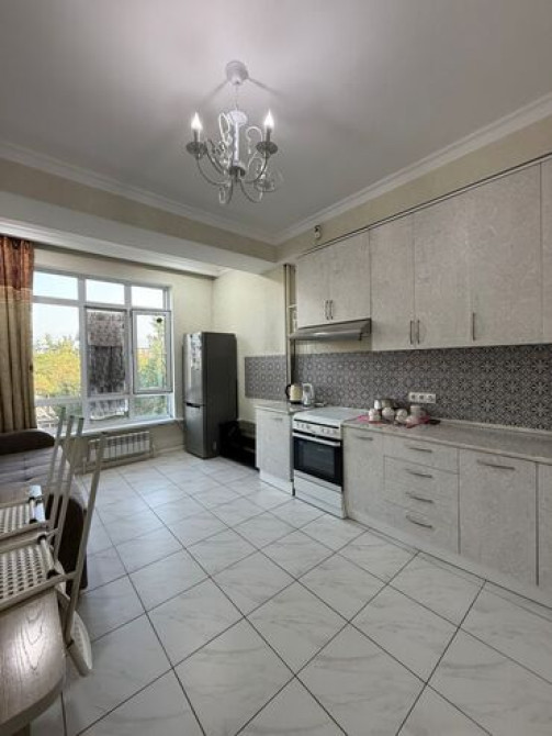 1 комната, 52 м², Элитка, 5 этаж, Евроремонт Bishkek - photo 1