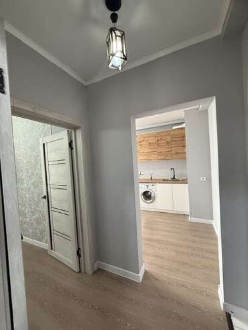 1 комната, 37 м², Элитка, 6 этаж, Дизайнерский ремонт Бишкек - изображение 2