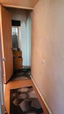 3 комнаты, 58 м², 104 серия, 2 этаж, Старый ремонт Бишкек