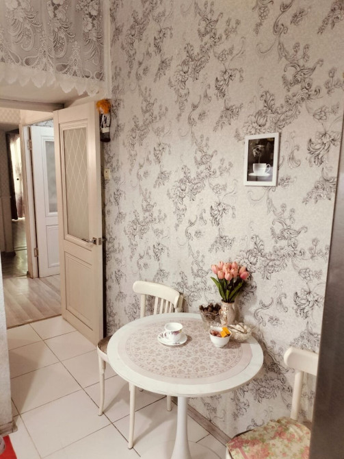 3 комнаты, 62 м², Индивидуалка, Цокольный этаж этаж, Евроремонт Бишкек - изображение 1