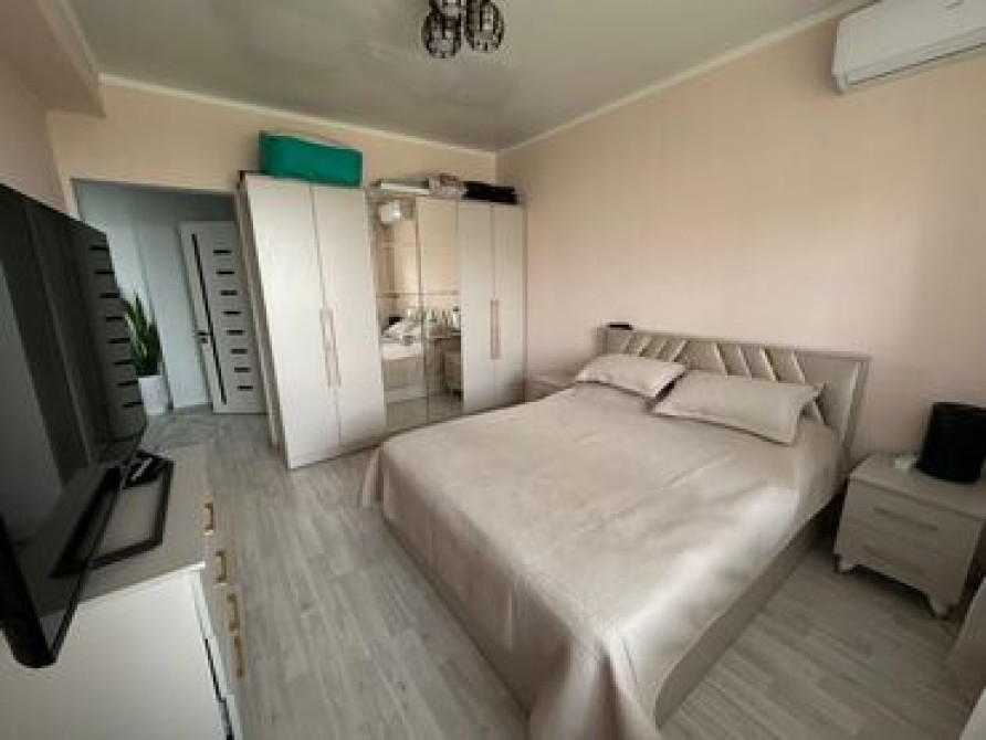 1 комната, 49 м², Элитка, 8 этаж, Евроремонт Bishkek - photo 1