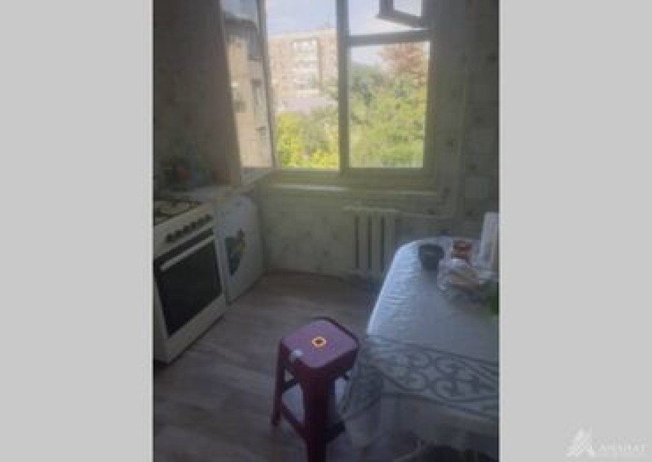 3 комнаты, 58 м², 104 серия, 4 этаж Бишкек - сүрөт 1