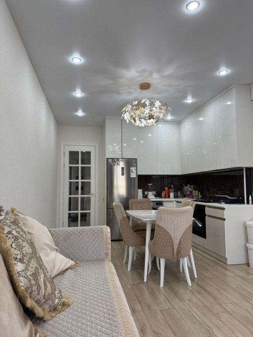 2 комнаты, 58 м², Элитка, 9 этаж, Евроремонт Бишкек - изображение 1