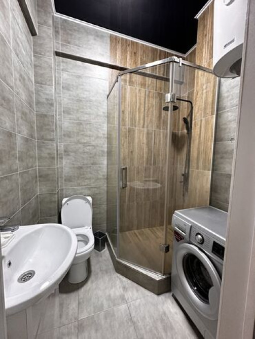 2 комнаты, 60 м², Элитка, 11 этаж, Косметический ремонт Бишкек - изображение 5