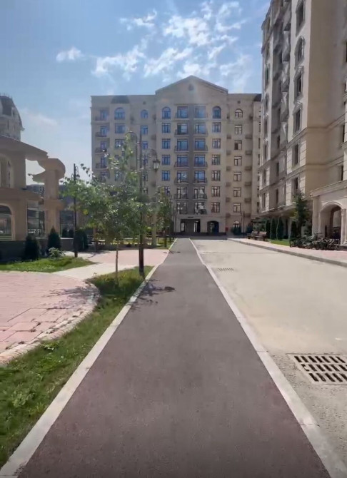 2 комнаты, 72 м², Элитка, 10 этаж, Евроремонт Бишкек - изображение 1