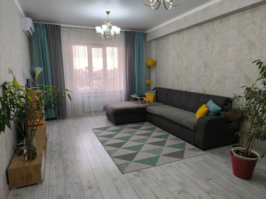3 комнаты, 115 м², Элитка, 9 этаж, Дизайнерский ремонт Бишкек - изображение 1