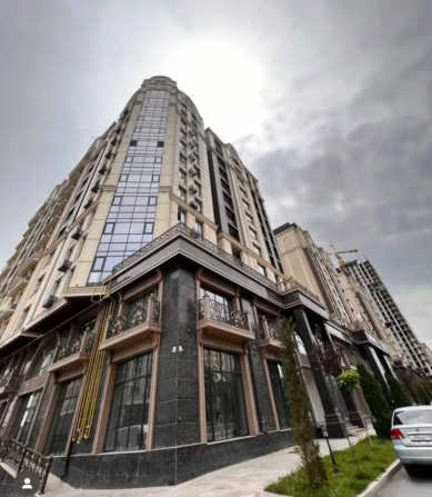 3 комнаты, 86 м², Элитка, 11 этаж, Дизайнерский ремонт Бишкек - изображение 1