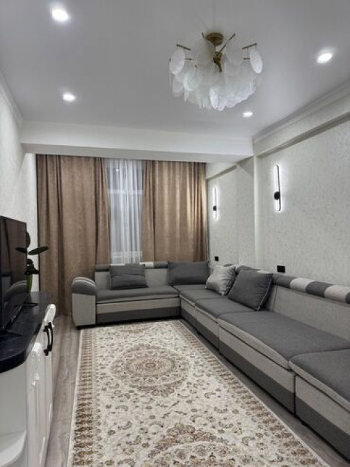 1 комната, 45 м², Элитка, 1 этаж, Дизайнерский ремонт Бишкек - изображение 1